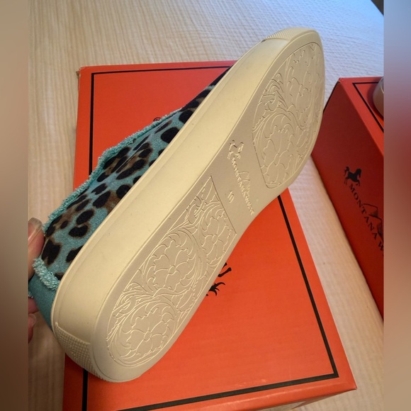 New in box Montana West slip in sequin loafers Size 10. - Picture 3 of 3